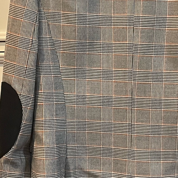 Nine West size 8 suit jacket/blazer. Plaid color - Picture 4 of 5